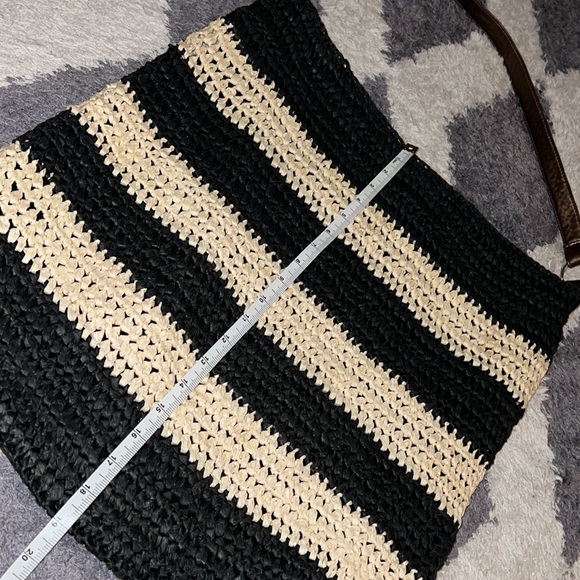 Oversized slouchy navy blue and khaki striped bag - Picture 7 of 14